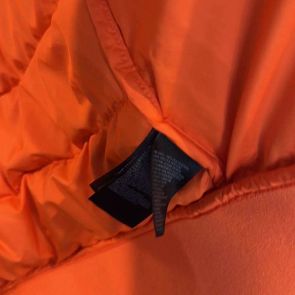 Orange North Face Puffer Jacket Women’s‎ XS